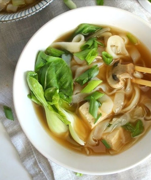  Asian Vegetable Noodle Soup
