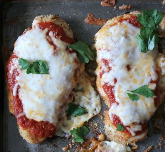 Healthy Baked Chicken Parmesan