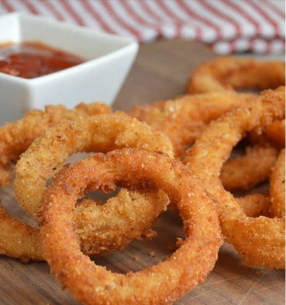 Extra Crispy Homemade Onion Rings From Scratch