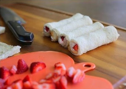 Healthy Breakfast French Toast Roll-Ups