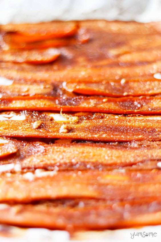 This delicious, easy-to-make vegan bacon substitute is made from carrots and five other store cupboard ingredients. | yumsome.com