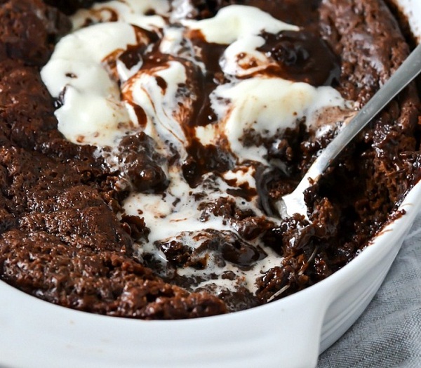 Old-Fashioned Chocolate Cobbler