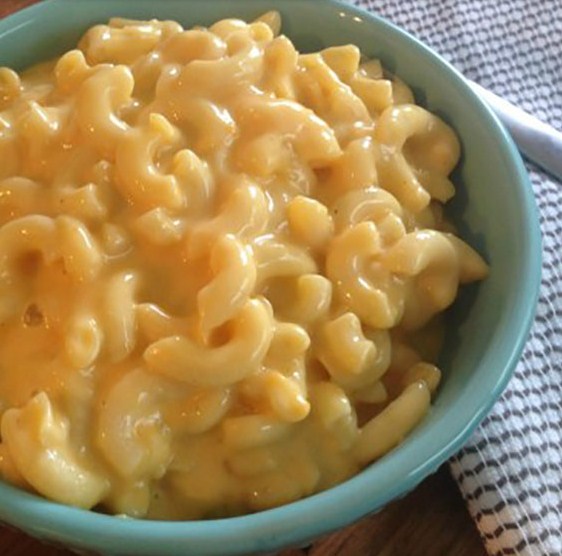 Slow Cooker Easy Creamy Mac and Cheese