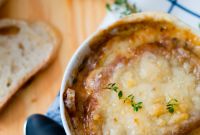 French Onion soup New Classic French Ion soup