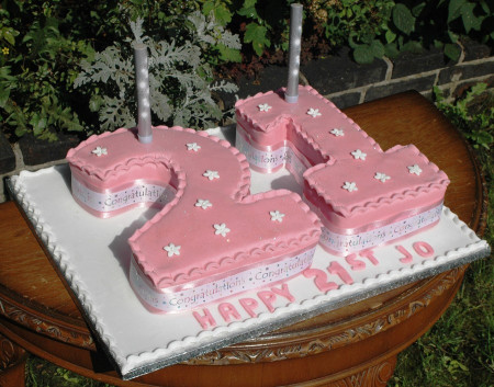 21St Birthday Cake
 29 June 2011 walah walah