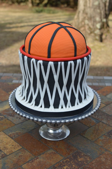 Basketball Birthday Cake
 Basketball and net cake Konfirmasjon Pinterest