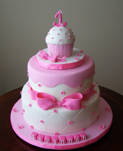 Birthday Cake For Girls
 Fabulous 1st Birthday Cake For Baby Girls