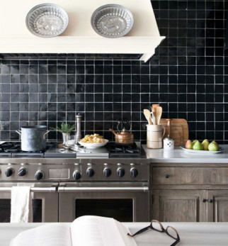 Black Kitchen Backsplash
 Beyond Tile 25 Truly Beautiful Kitchen Backsplashes