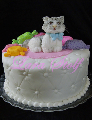 Cat Birthday Cake
 337 best images about Cat Cakes on Pinterest