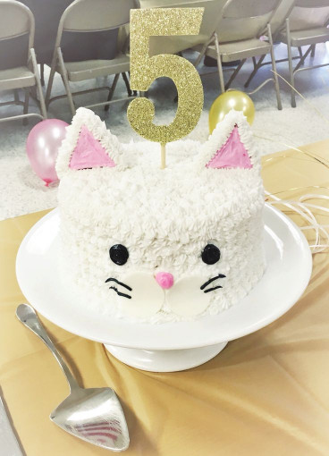 Cat Birthday Cake
 Best 25 Kitten cake ideas on Pinterest