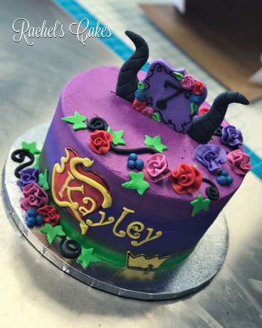 Descendants Birthday Cake
 960 best Descendants Birthday Party images on Pinterest