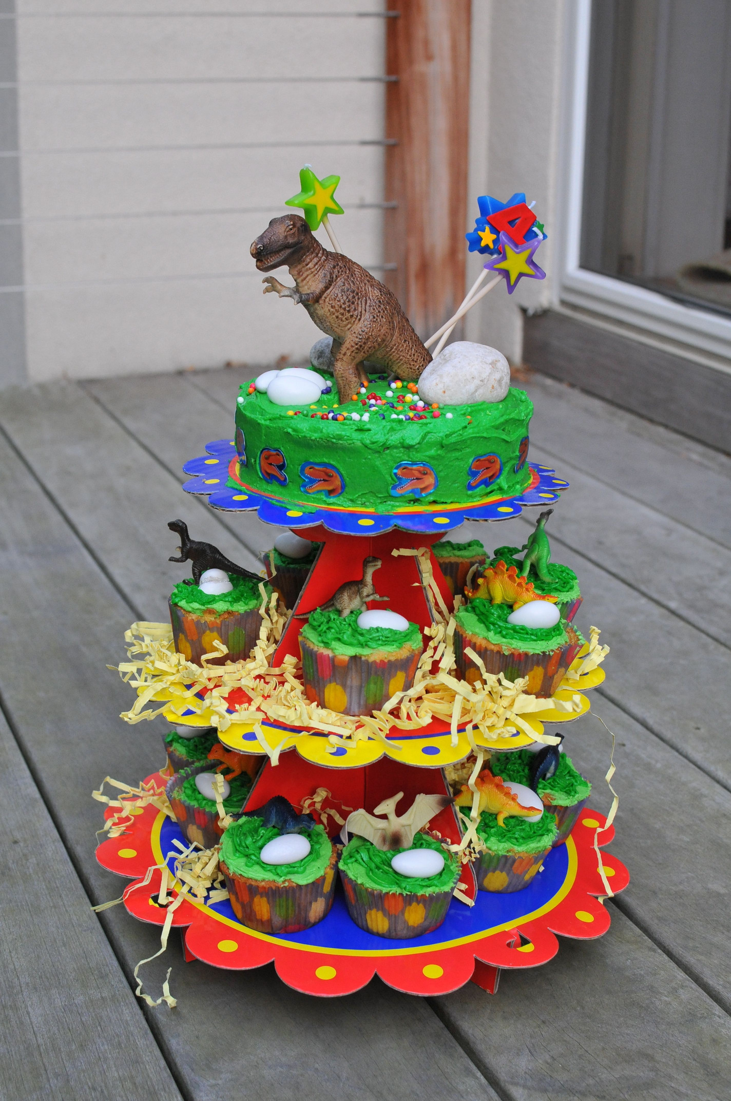 Dinosaur Birthday Cake
 boys dinosaur birthday cakes