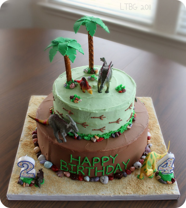 Dinosaur Birthday Cake
 Lick The Bowl Good 400th Post