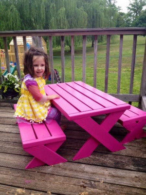 DIY Kids Picnic Table
 Outer Door Pallet Fun Coolest Pallet Projects For Kids