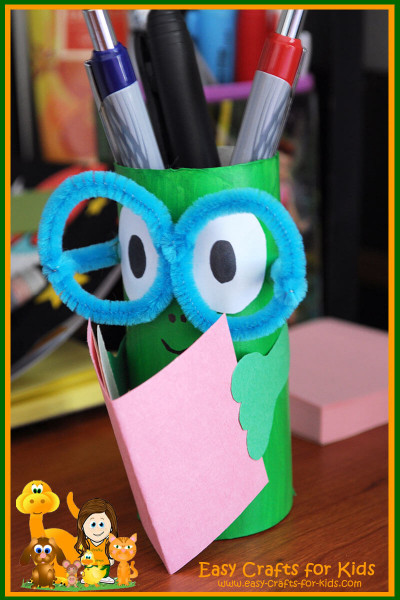Easy Craft For Kids
 Pencil Holder Crafts for Kids Get ready for back to school