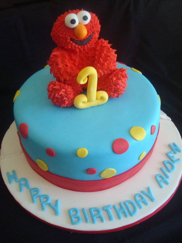 Elmo Birthday Cake
 Pink Little Cake Elmo Cake Elmo Cookie Favors and Mini