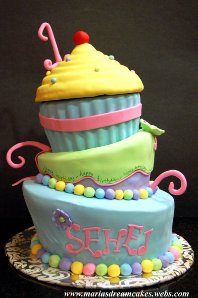 Giant Birthday Cake
 Giant cupcake birthday cake cute