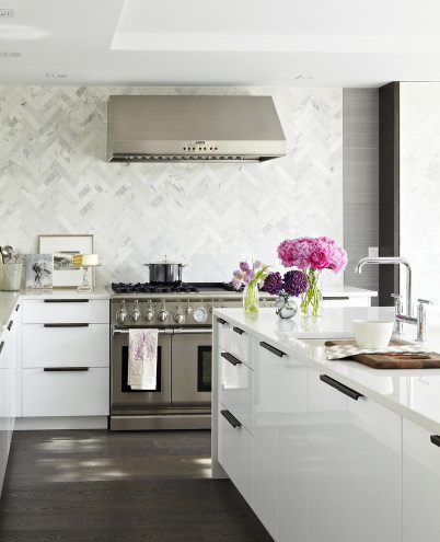 Modern Kitchen Backsplash
 Creating the Perfect Kitchen Backsplash with Mosaic Tiles