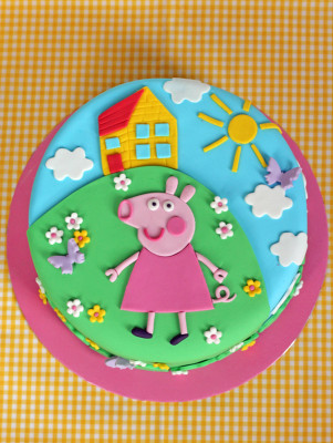 Peppa Pig Birthday Cake
 butter hearts sugar Peppa Pig Birthday Cake