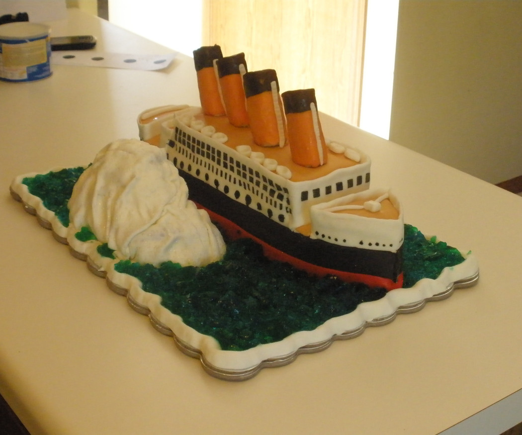 Picture Of Birthday Cake
 Titanic Cake All
