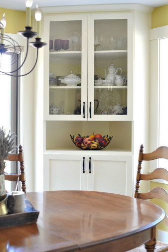Small Kitchen Hutch
 Best 25 Small china cabinet ideas on Pinterest