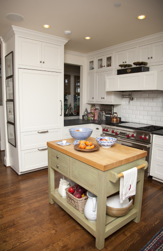 Small Kitchen With Island
 Unique Small Kitchen Island Ideas to Try