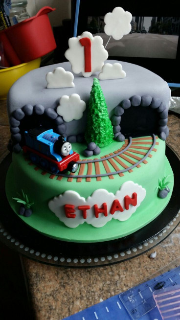 Train Birthday Cake
 25 best ideas about Train cakes on Pinterest