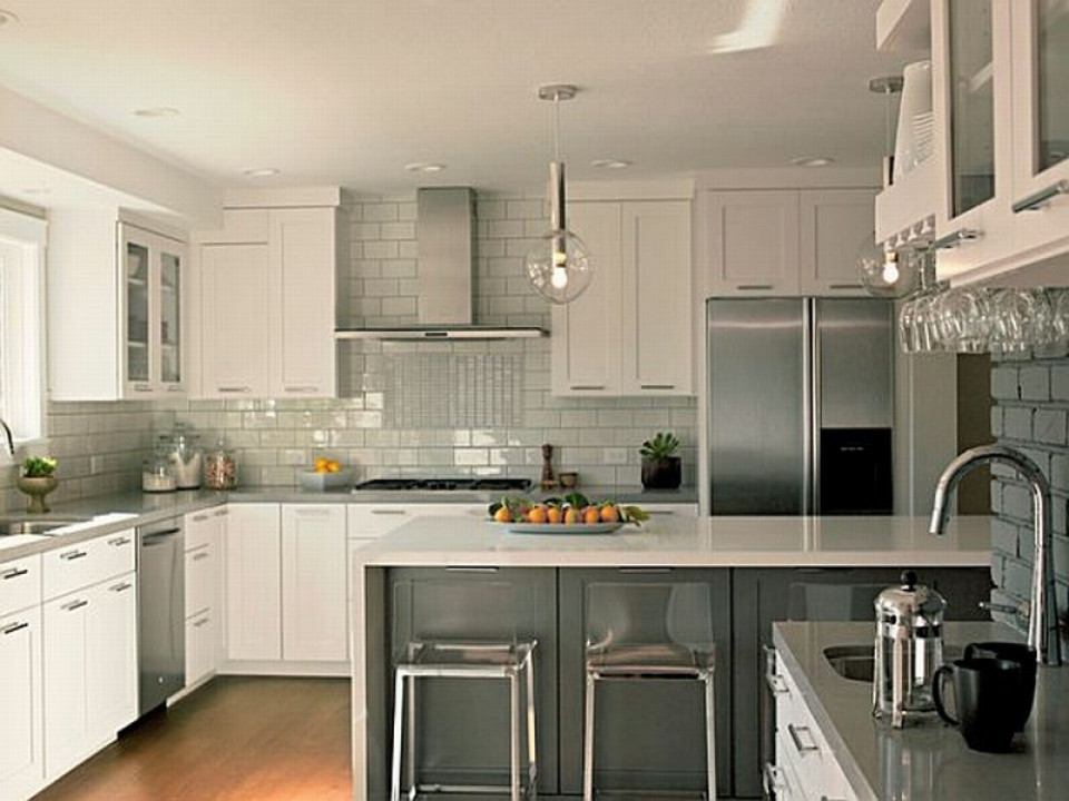 White Kitchen Backsplash Ideas
 Kitchen Backsplash Ideas For Brown Granite Countertops