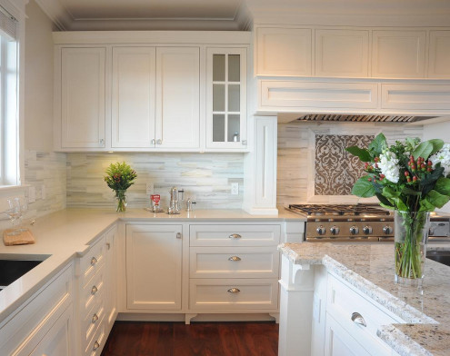 White Kitchen Backsplash Ideas
 Creating the Perfect Kitchen Backsplash with Mosaic Tiles