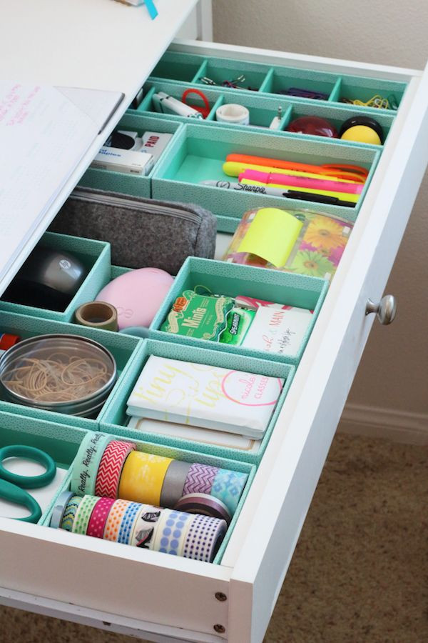 Desk Organization Supplies
 25 Best Ideas about Desk Drawer Organizers on Pinterest