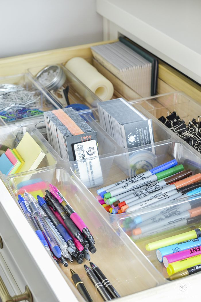 Desk Organization Supplies
 Fantastic and beautiful organizing tips for office
