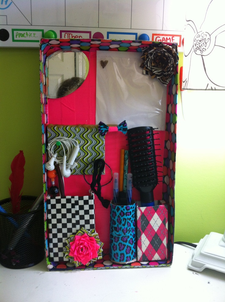 Diy Locker Organization
 Ductape locker organizer DIY Pinterest